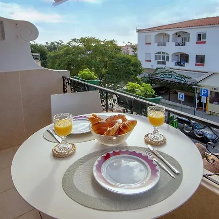 Chic 1km To The Oura Beach Appartement *